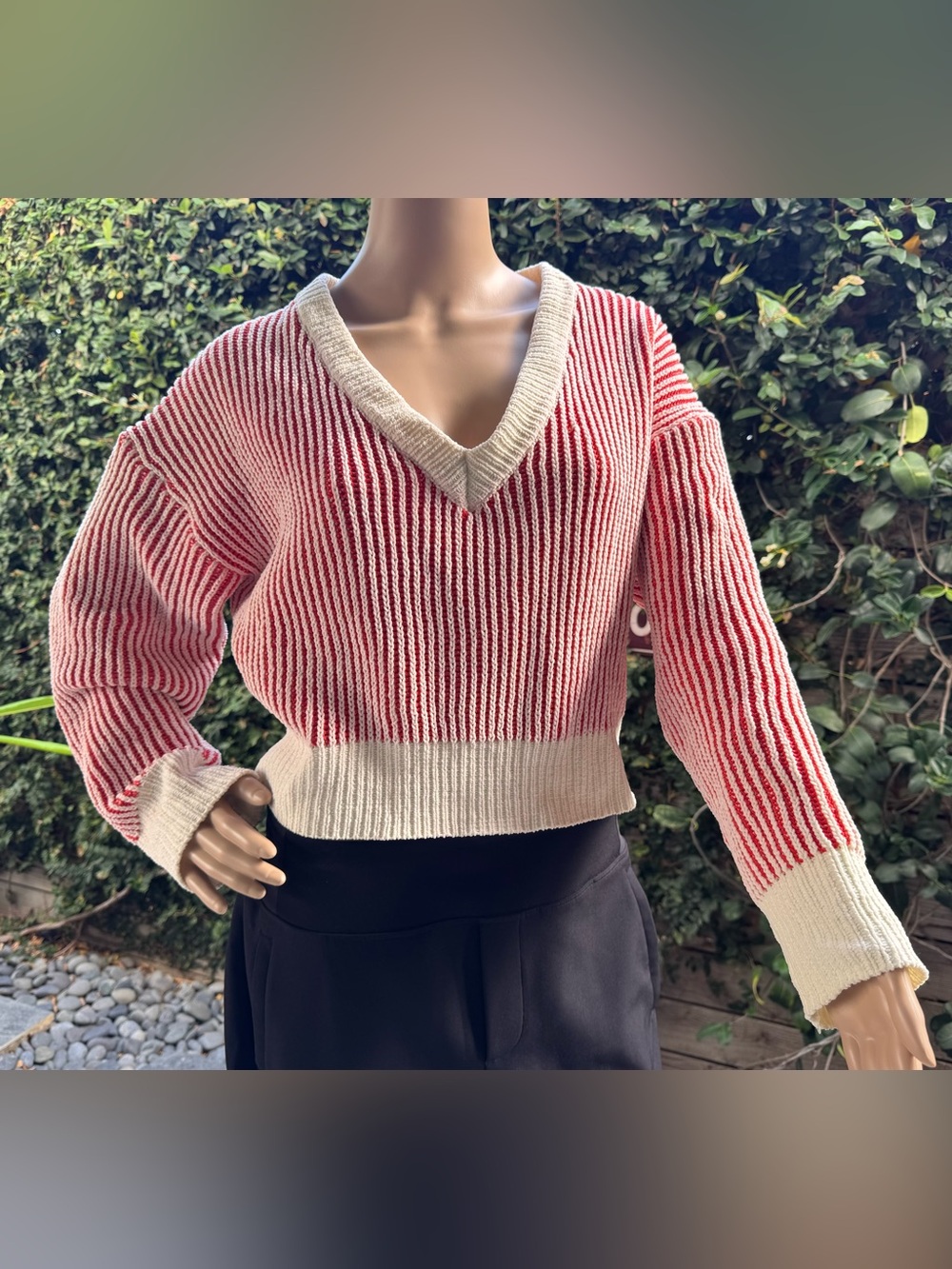 Lulu's Red and Cream V-Neck Ribbed Sweater